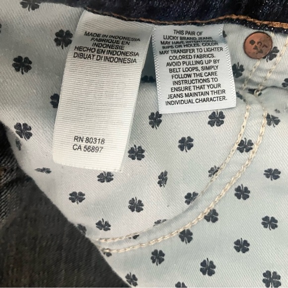 Lucky Brand Women’s 10/30 The Roll Up Blue Denim Jean Shorts - Picture 4 of 5